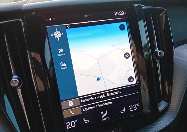 Volvo XC 60 cena 139900 przebieg: 98000, rok produkcji 2019 z Warszawa małe 781